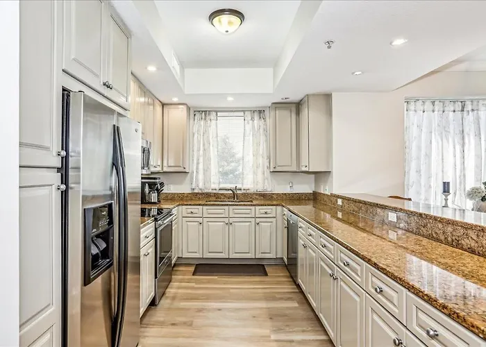 Lostkey 201c By Collection Apartment Gulf Shores