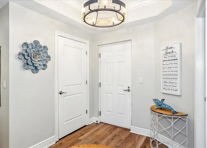 Apartment Lostkey 201c By Collection *